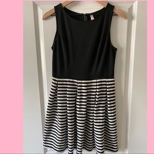 GUC XHILARATION Dress